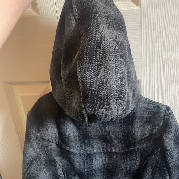 Wet seal coat - Picture 5 of 6